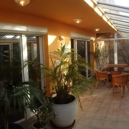 Hébergement de vacances Pool-wellness Joska By Interhome